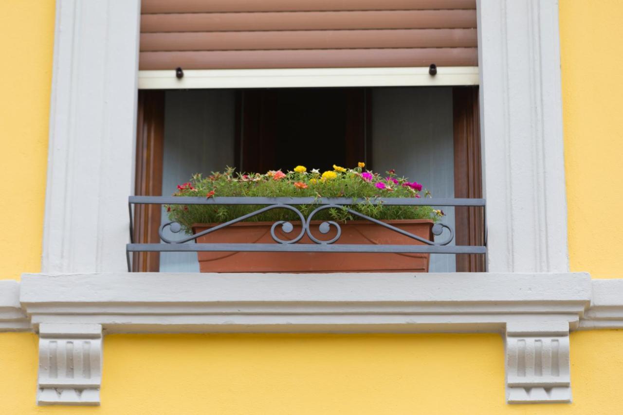 A Casa Di Anna, Elegant Flat In Cremona Διαμέρισμα Εξωτερικό φωτογραφία