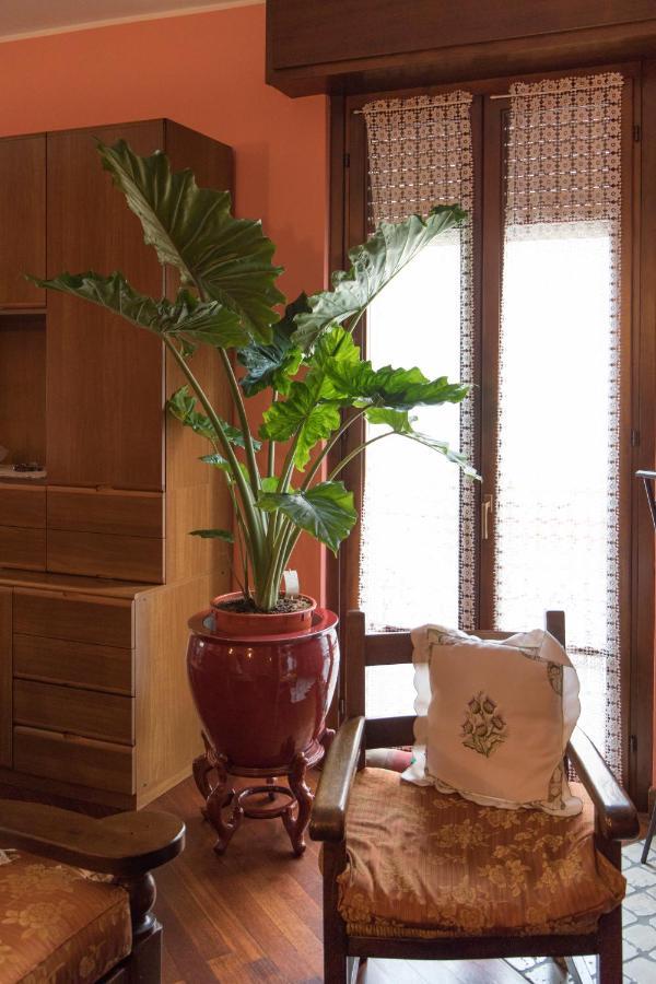 A Casa Di Anna, Elegant Flat In Cremona Διαμέρισμα Εξωτερικό φωτογραφία